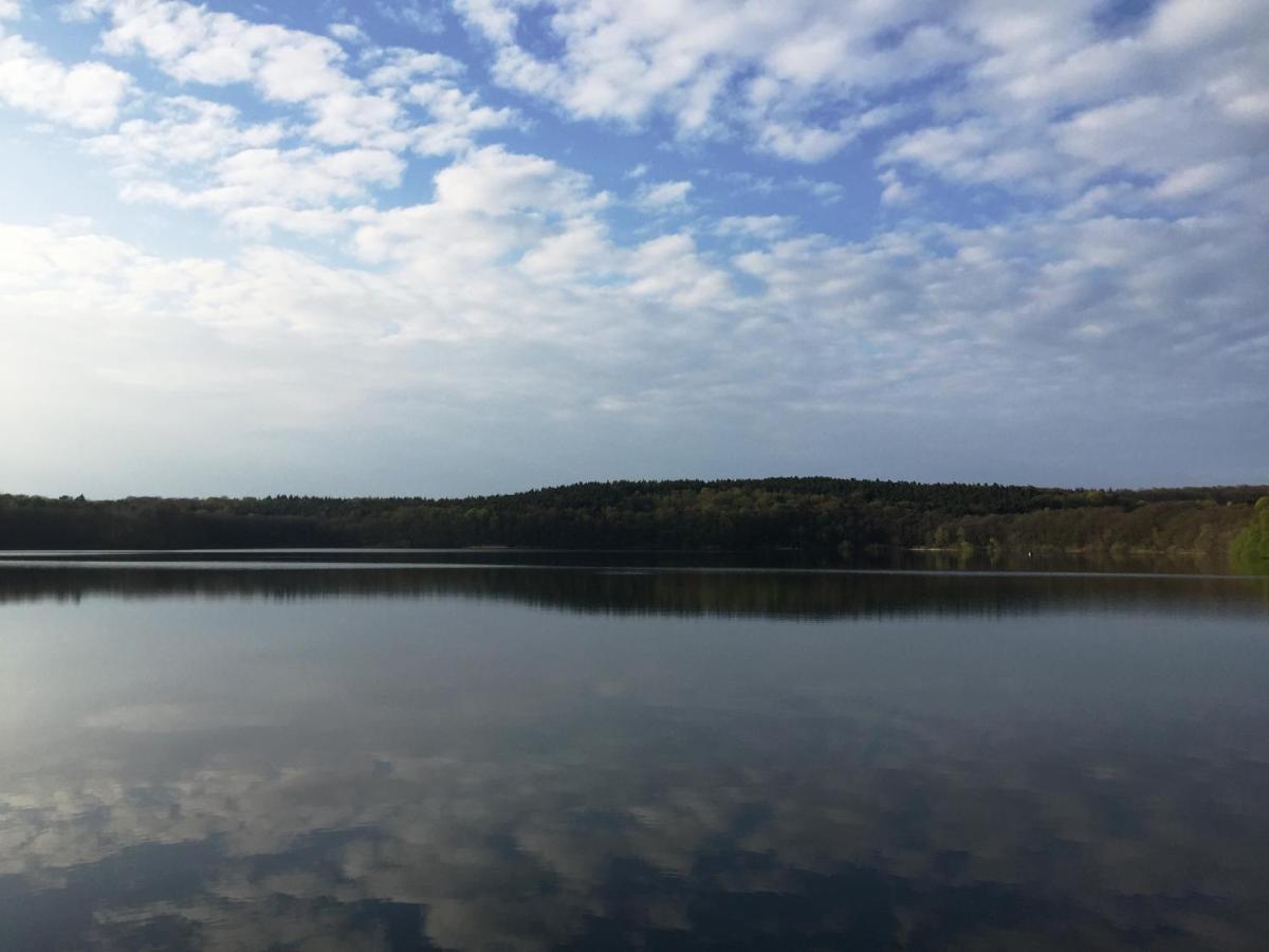 Ferienwohnungen Direkt Am See Bei Den Kaiserbaedern Heringsdorf  Buitenkant foto