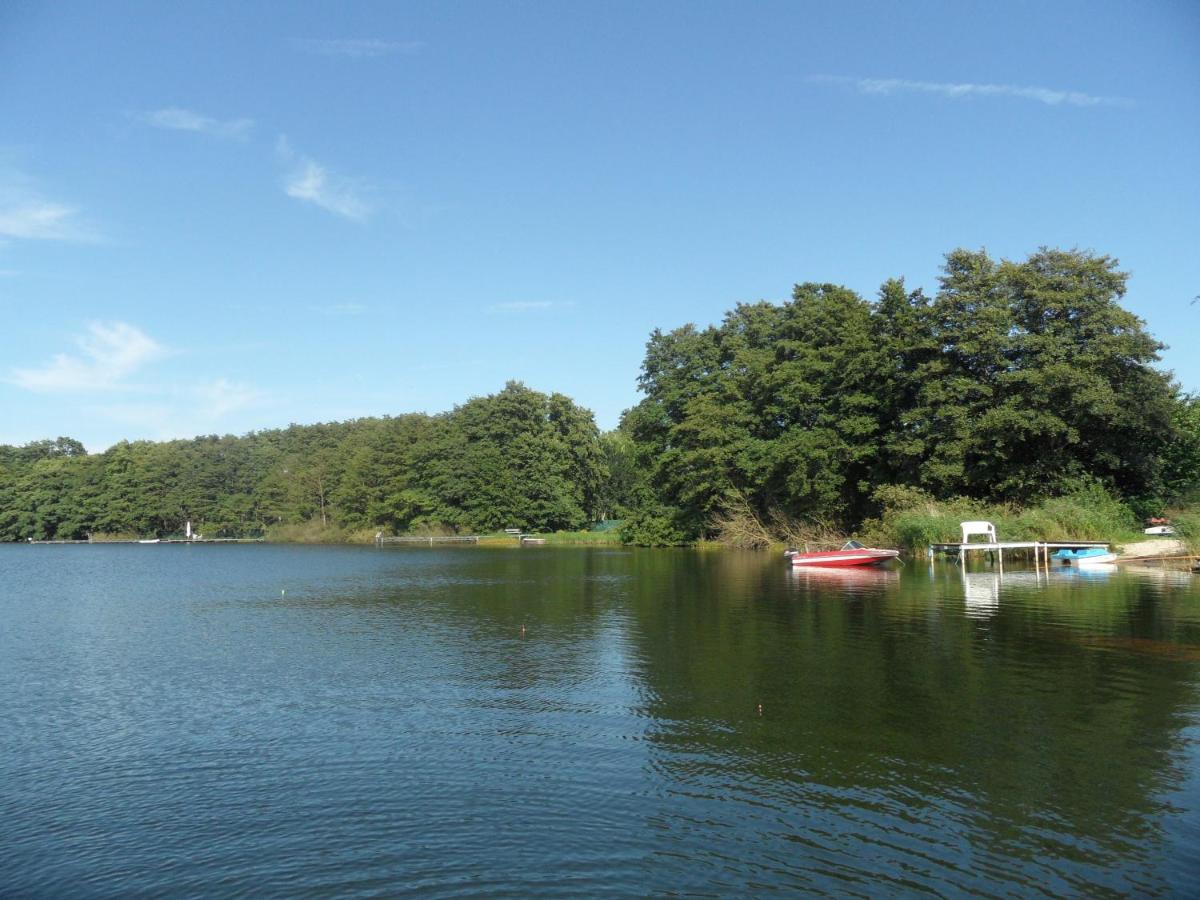 Ferienwohnungen Direkt Am See Bei Den Kaiserbaedern Heringsdorf  Buitenkant foto